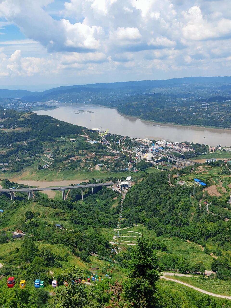 重庆涪陵洋人街,美心红酒小镇 暑假尾巴去了趟涪陵洋人街,重庆搬到的