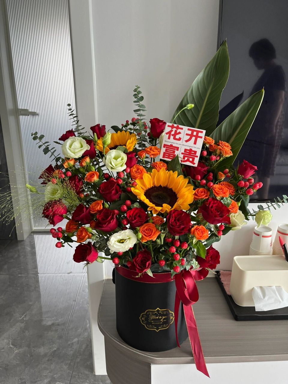 乔迁新居鲜花抱抱桶  喜庆红橙系 郑州花店