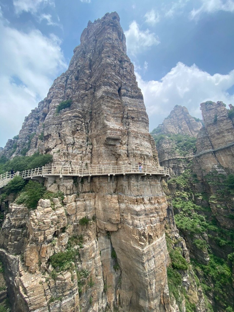 白石山景区(三) 河北省涞源县白石山世界地质公园:白石山拥有大理岩