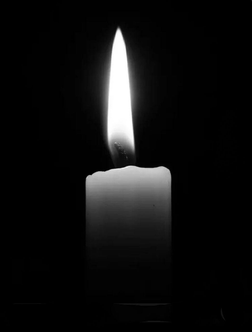 8  22:49离世[流泪][流泪][流泪] *外婆再也不会被病痛折磨了  天堂也