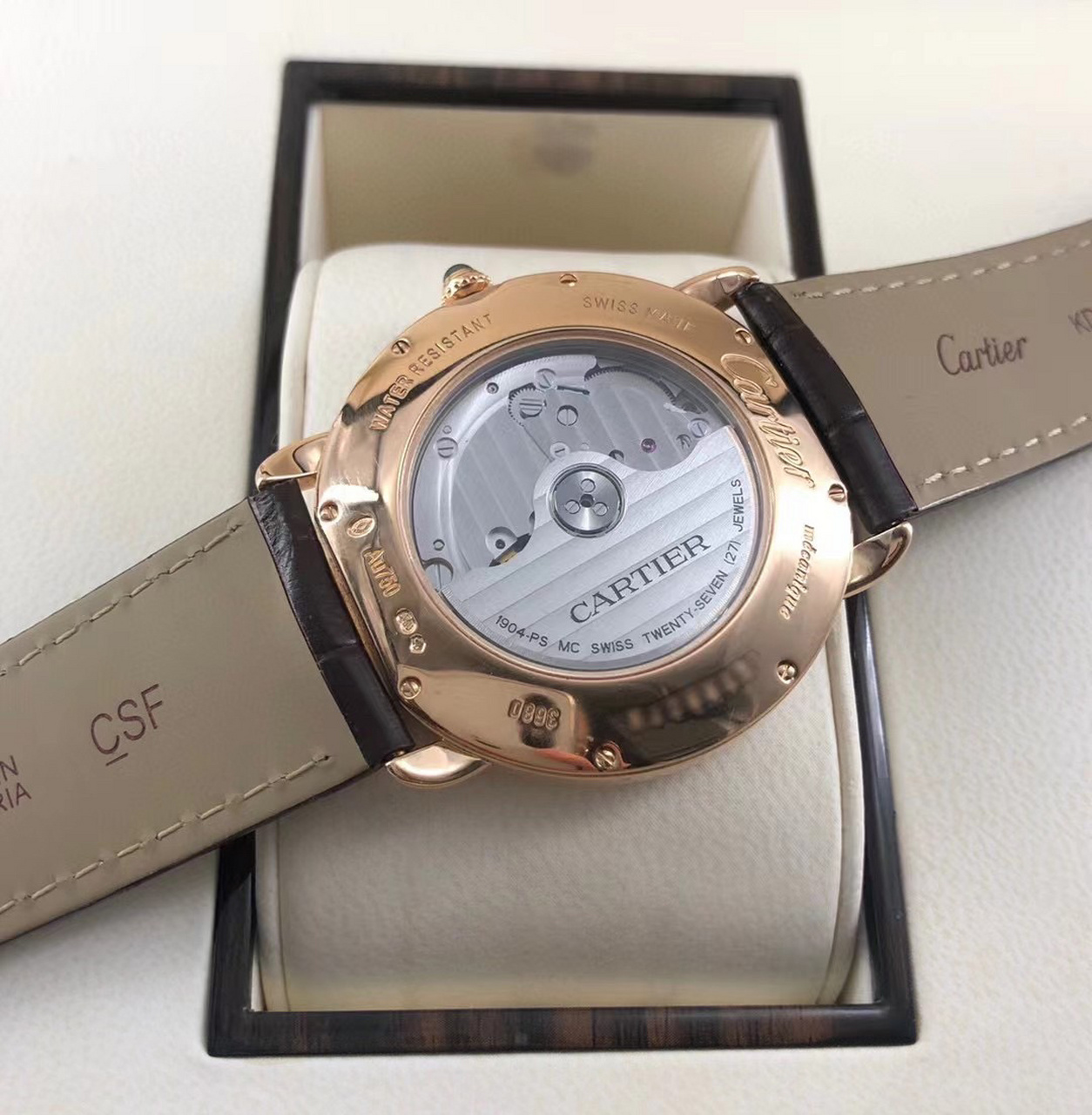 卡地亚伦敦solo 卡地亚伦敦solo系列 自动机械腕表 后镶钻完美升级