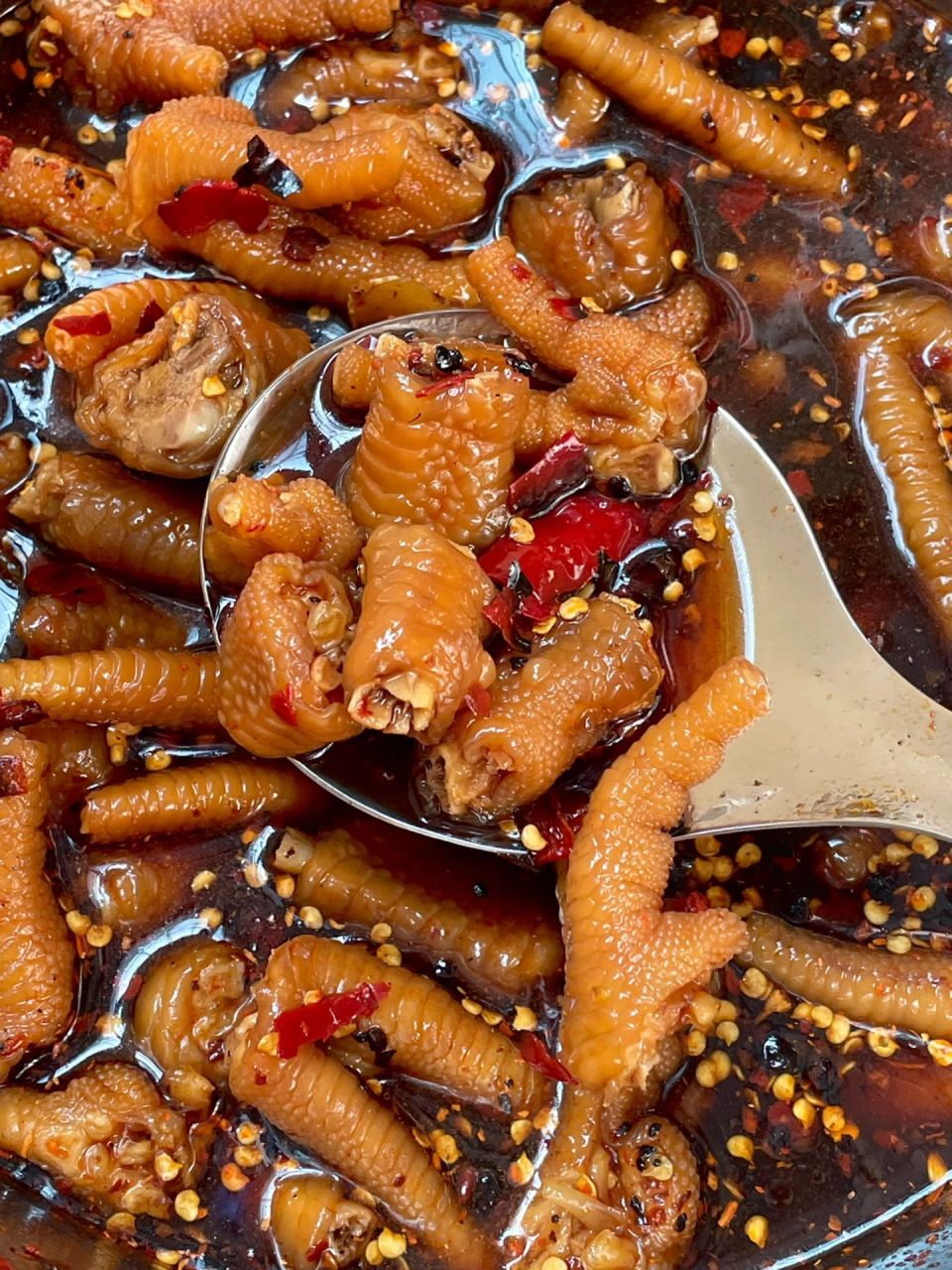 老公做的糊辣鸡爪教程后续来啦 82香料水:葱姜,花椒3g,八角4颗,香叶