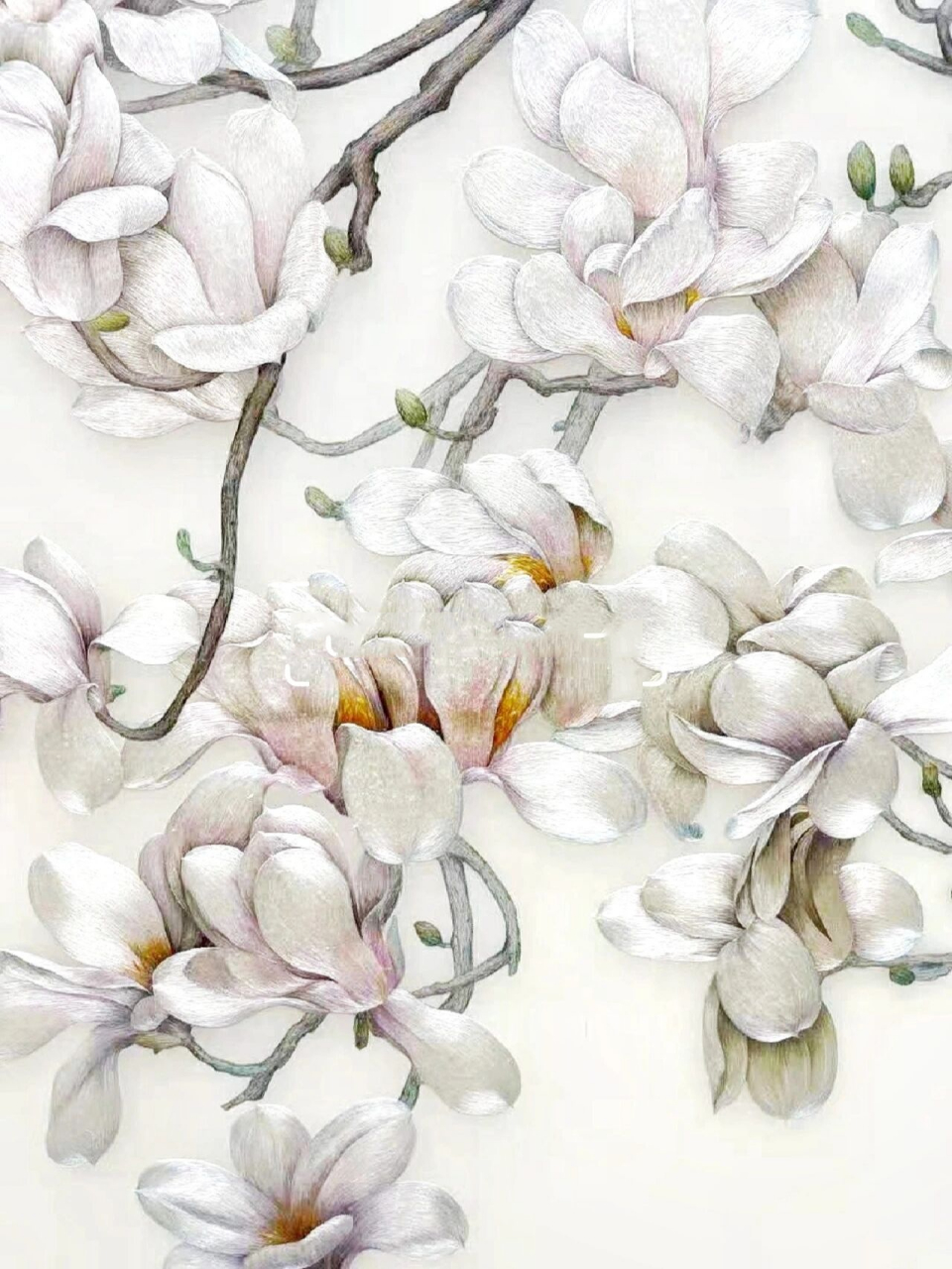 [ 单面绣 ] 苏绣玉兰花图 花瓣光泽有立体感 以乱针起稿,做到色彩丰富