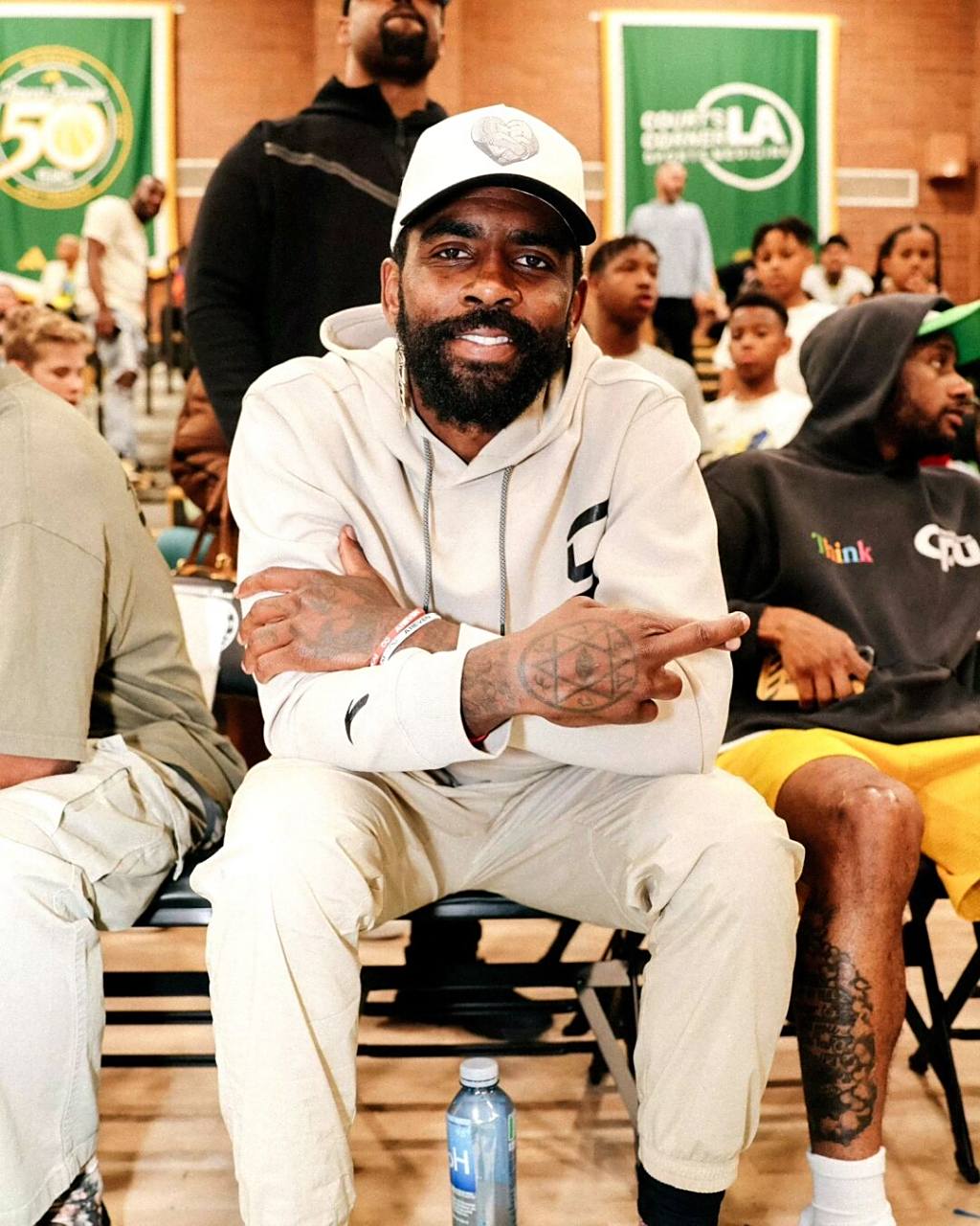 kyrie #nba# #篮球# #篮球头像壁纸# #欧文