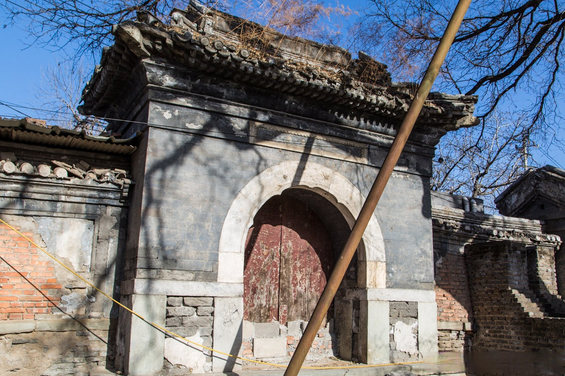 未经修缮的古迹|北京.延庆寺山门