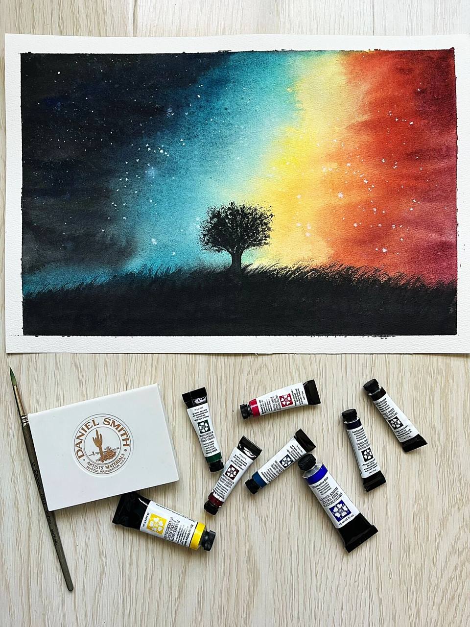 夏夜星空-画个简单的水彩 湿画一幅夏夜星空,怼颜料的感觉很爽