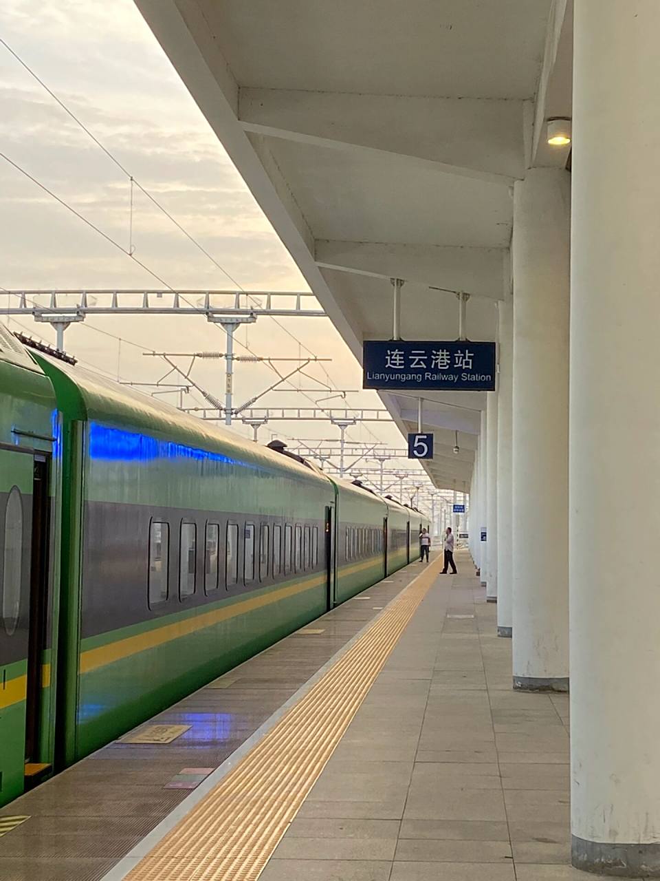 来连云港了 我听劝! 家人们有什么推荐滴!在线听!