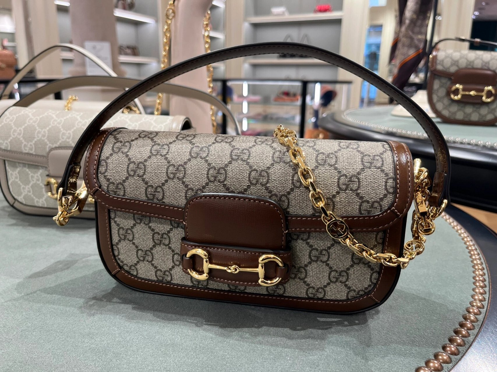 gucci 1955系列包包  gucci 新款1955系列包包,马鞍包,小邮差包等.