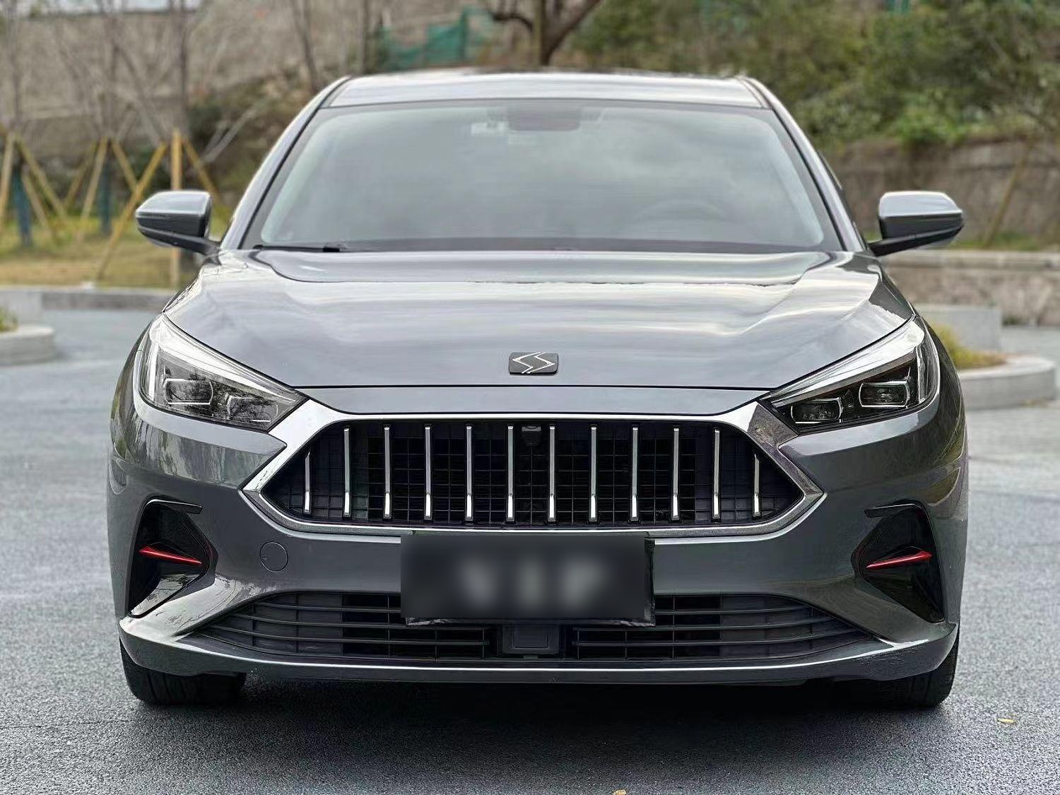 思皓 2021款 思皓a5 1.5t 无极旗舰型 跑了1