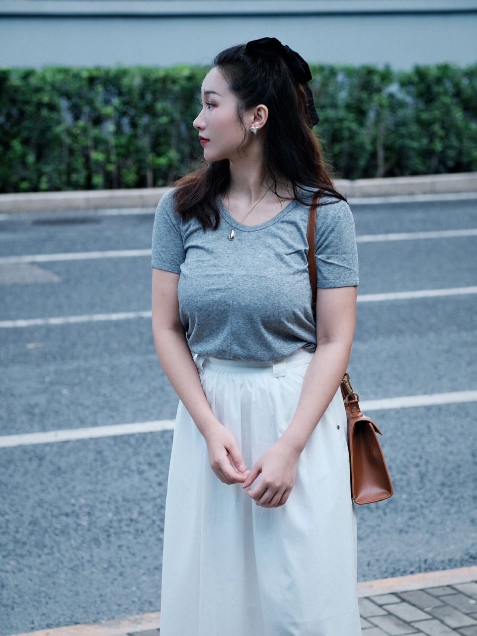 168/132微胖女性,爱侧脸背影胜过100倍正脸 侧脸看着90多斤,正脸看着