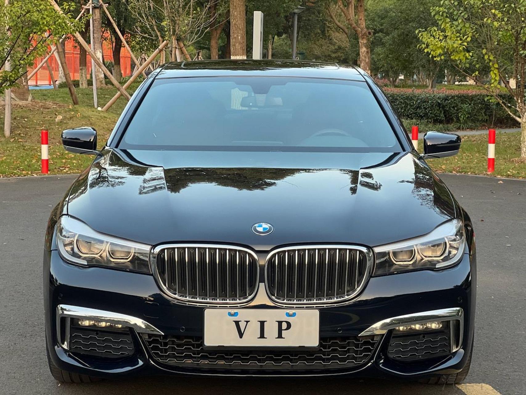 宝马i9年差根烟上牌!