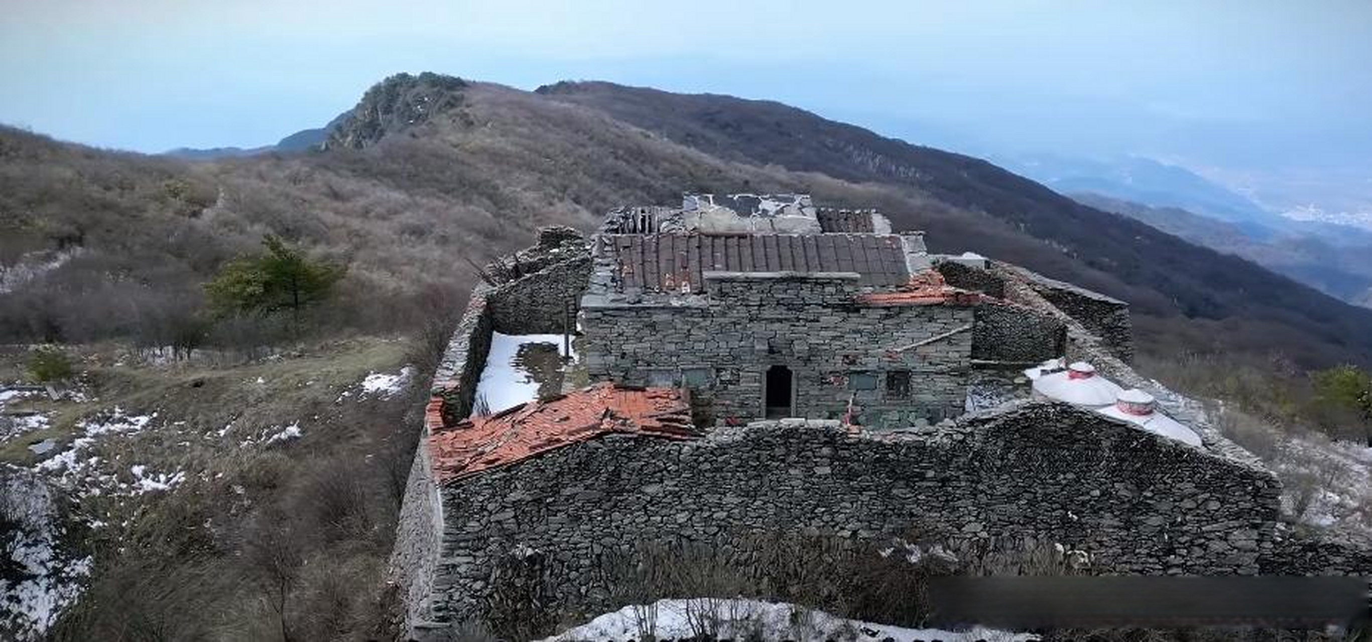 陕西有一座起始于宋代的道观名叫铁瓦殿,2006年这里发生了一起骇人