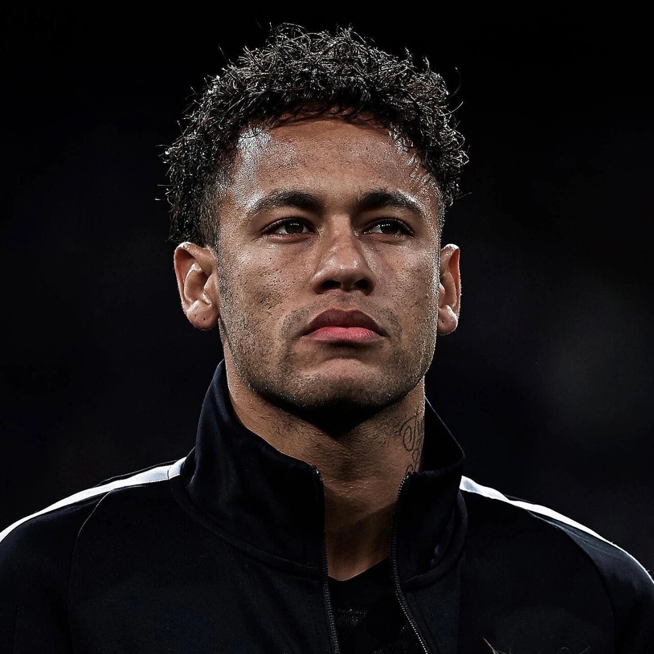 内马尔高清无水印头像