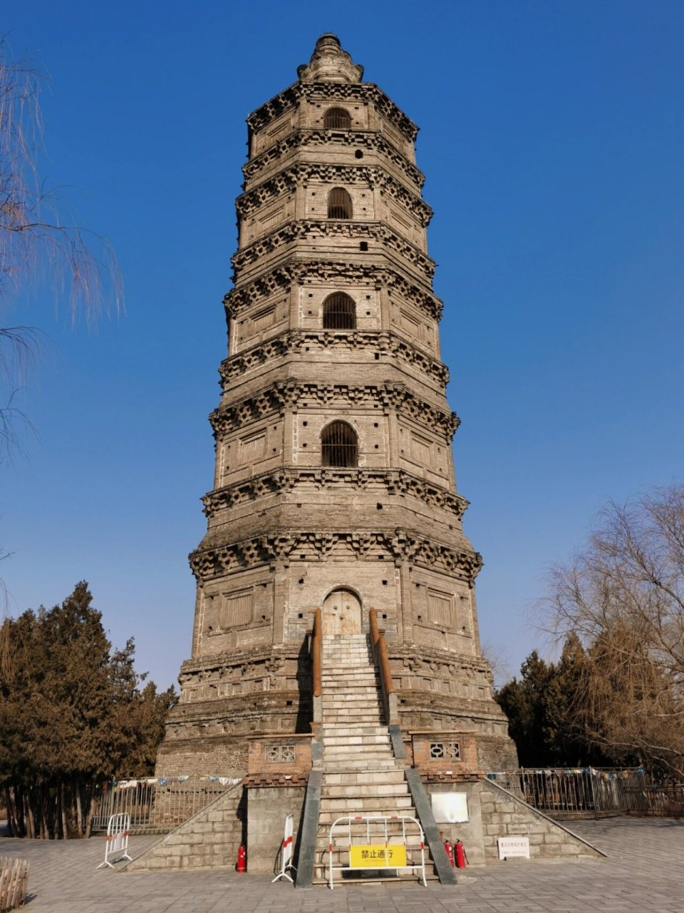多宝佛塔|也叫昊天塔,良乡塔.