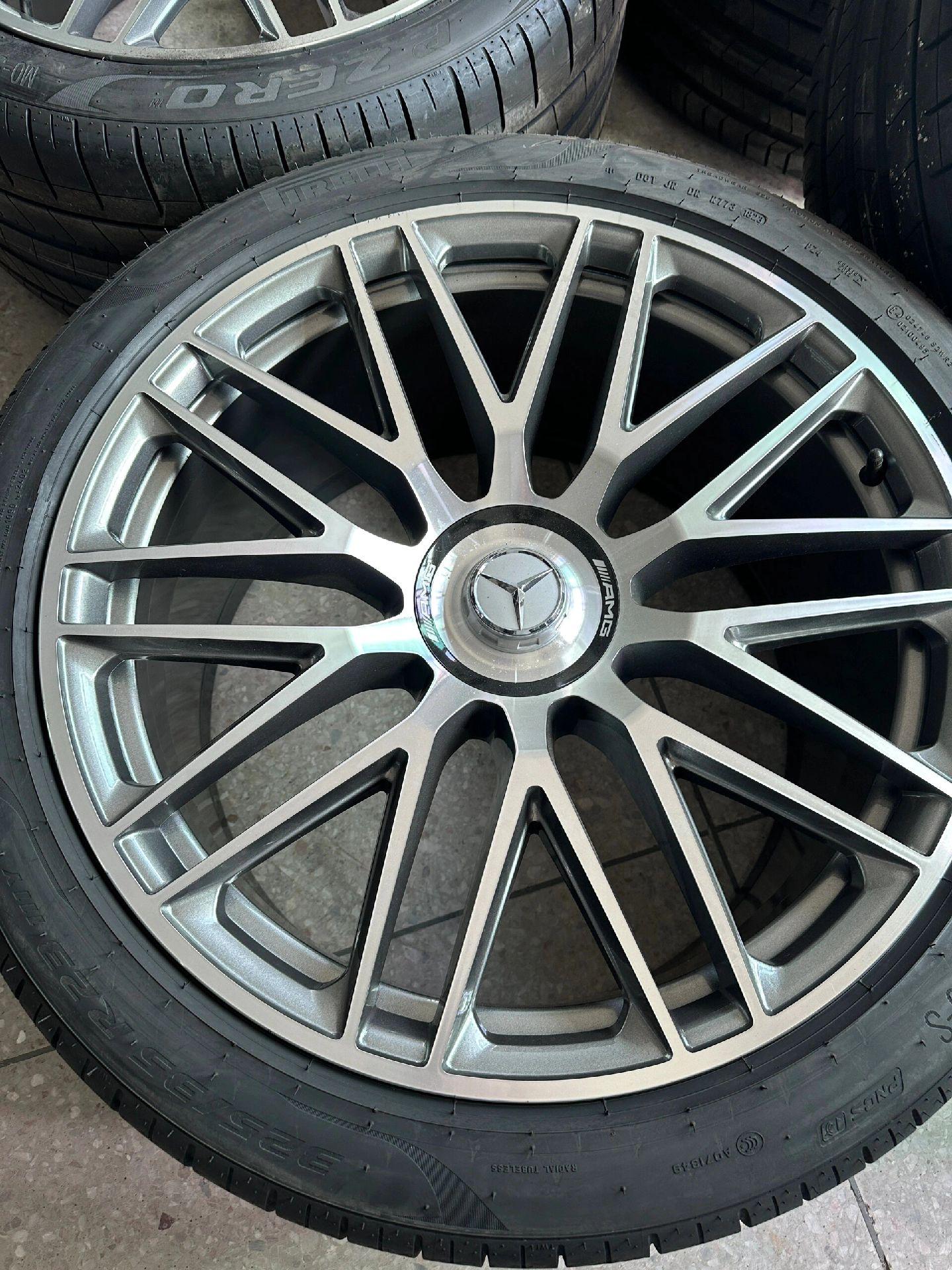 23寸奔驰gls63原厂轮毂轮胎