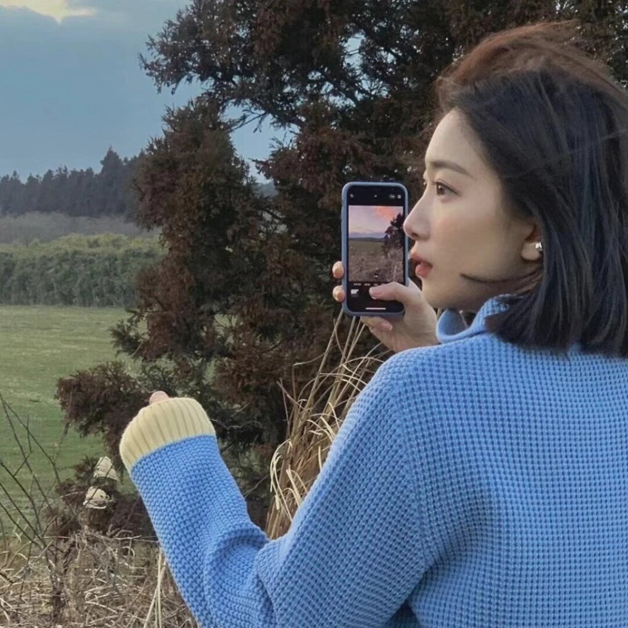 短发真人女生头像图片