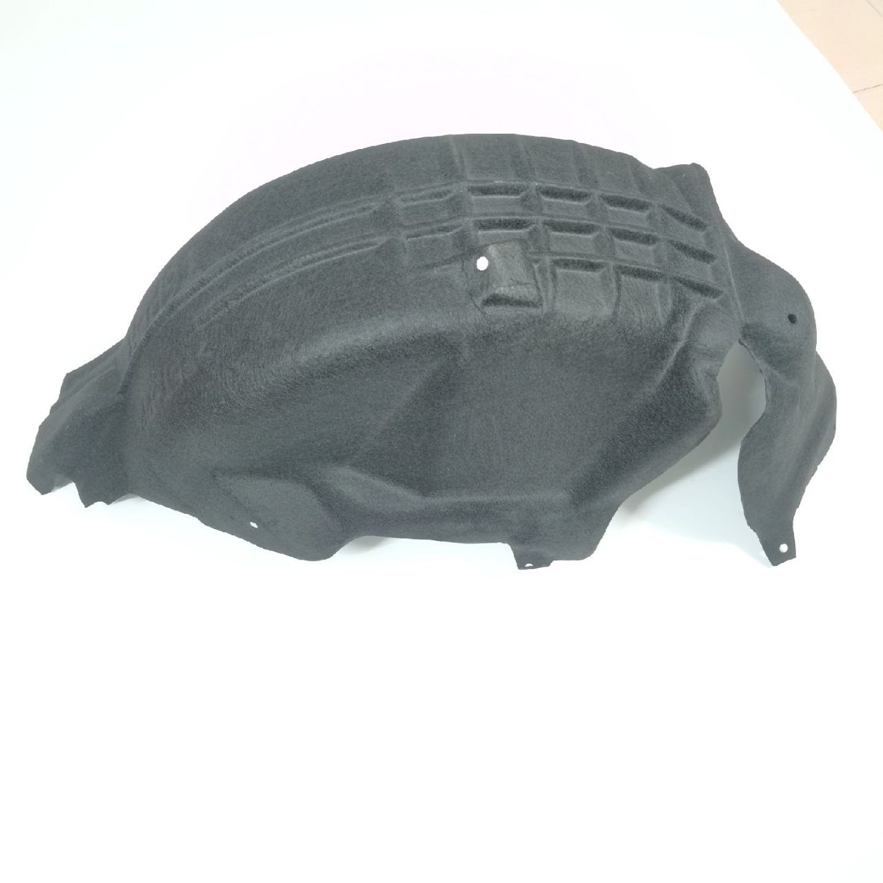 本田凌派雅阁后轮叶子板内衬.