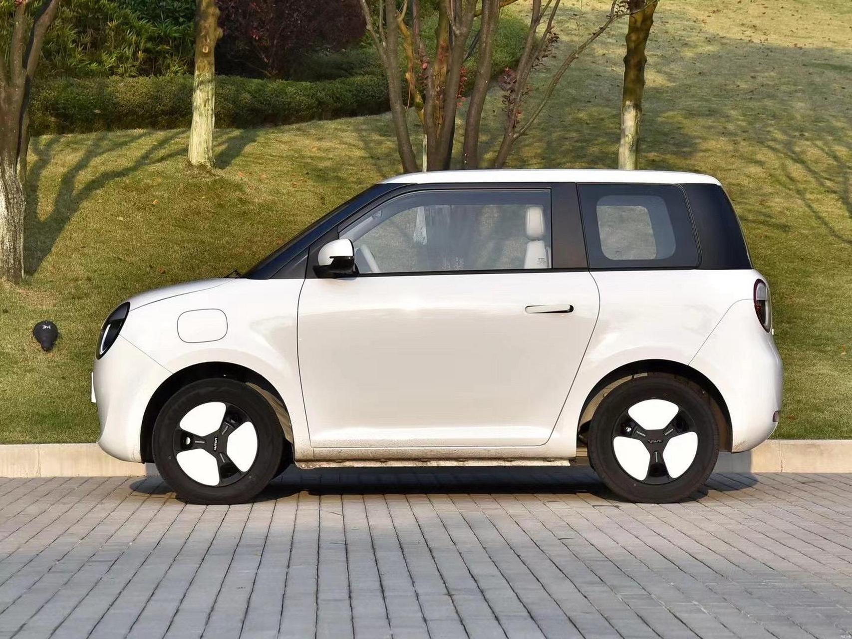 长安糯玉米300续航车长3米2 两门4座 5万多落地 有快充