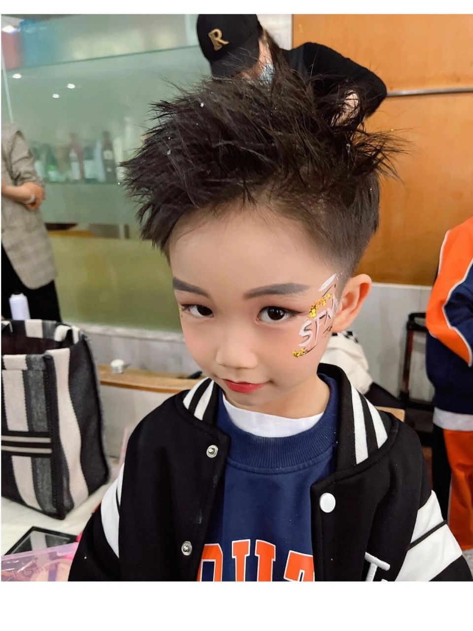 超酷的街舞男孩妆造 六一儿童节到了,儿童妆造你想好了吗?