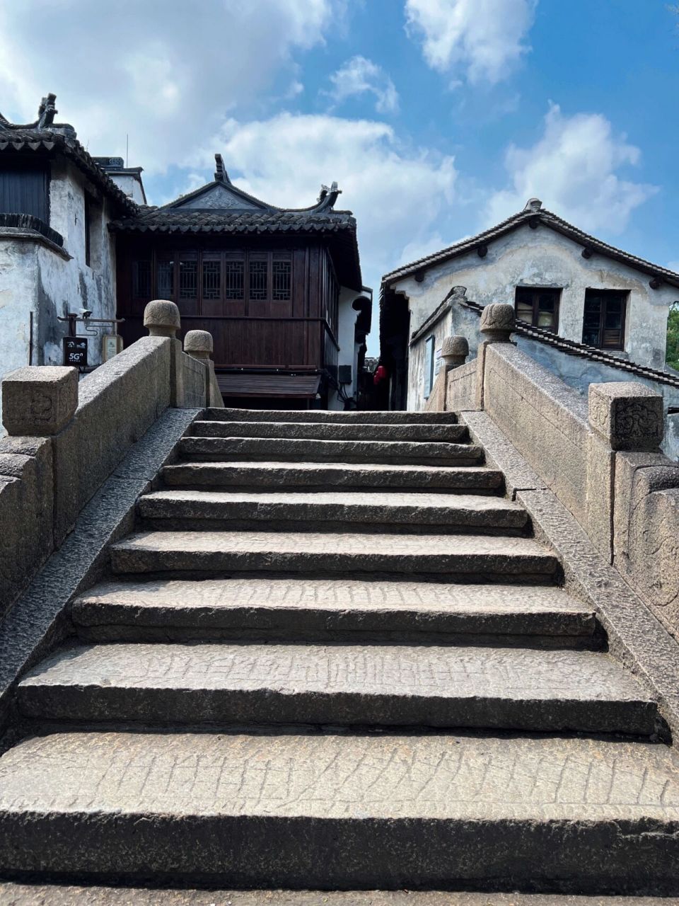 周庄古镇 | 解读周庄古桥--太平桥 太平桥位于苏州昆山市周庄古镇后港