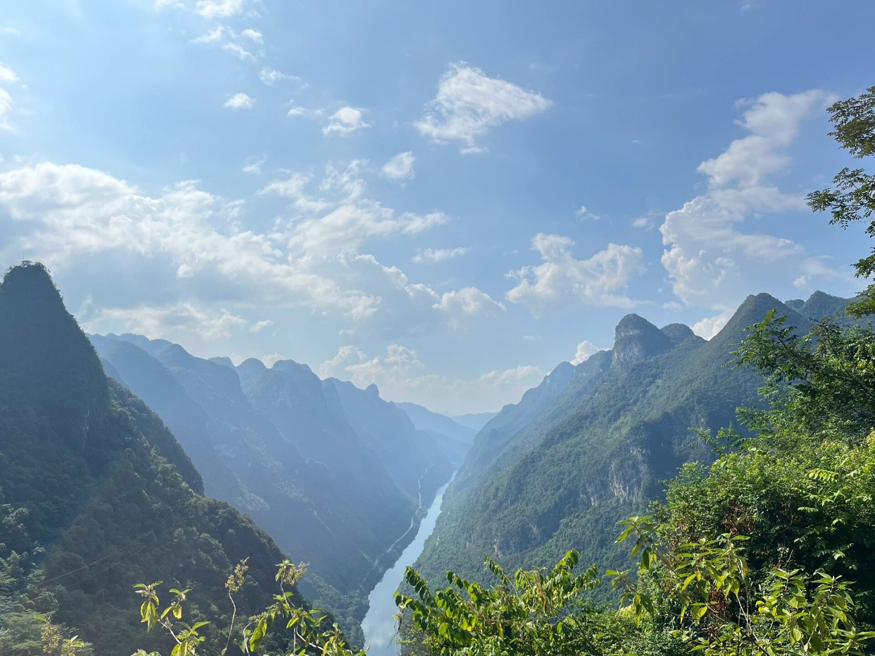 仙境天峨龙滩大峡谷森林公园