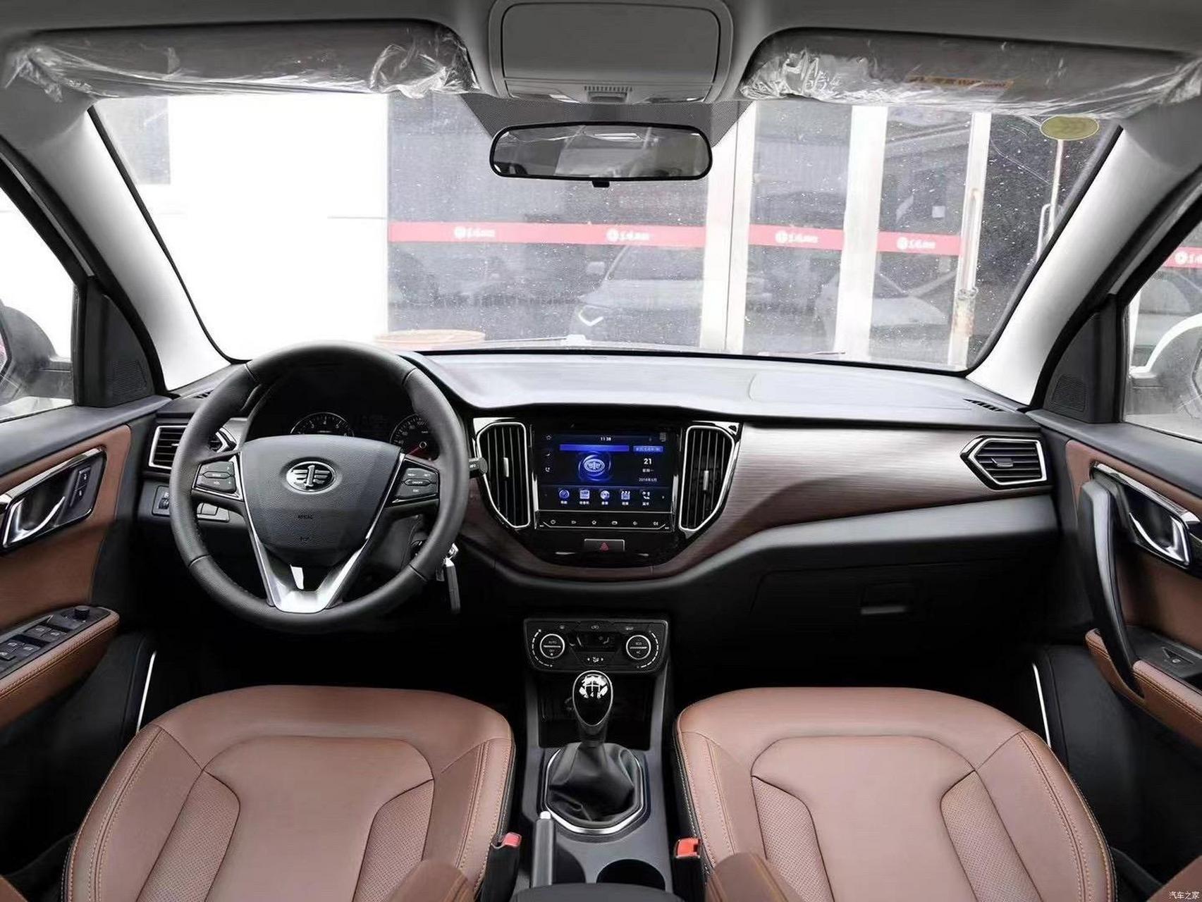 一汽森雅r7城市suv,最后几百台可团购