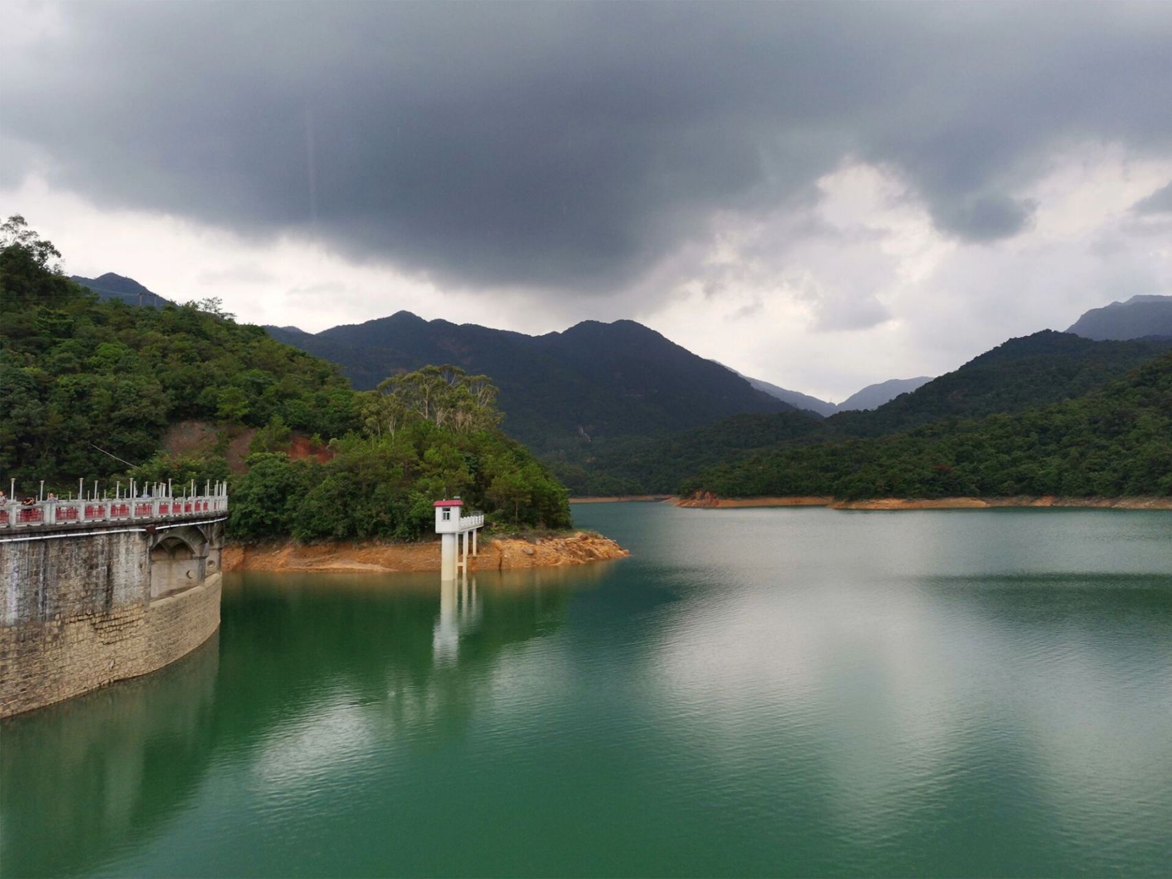 增城大丰门派潭峡谷图片