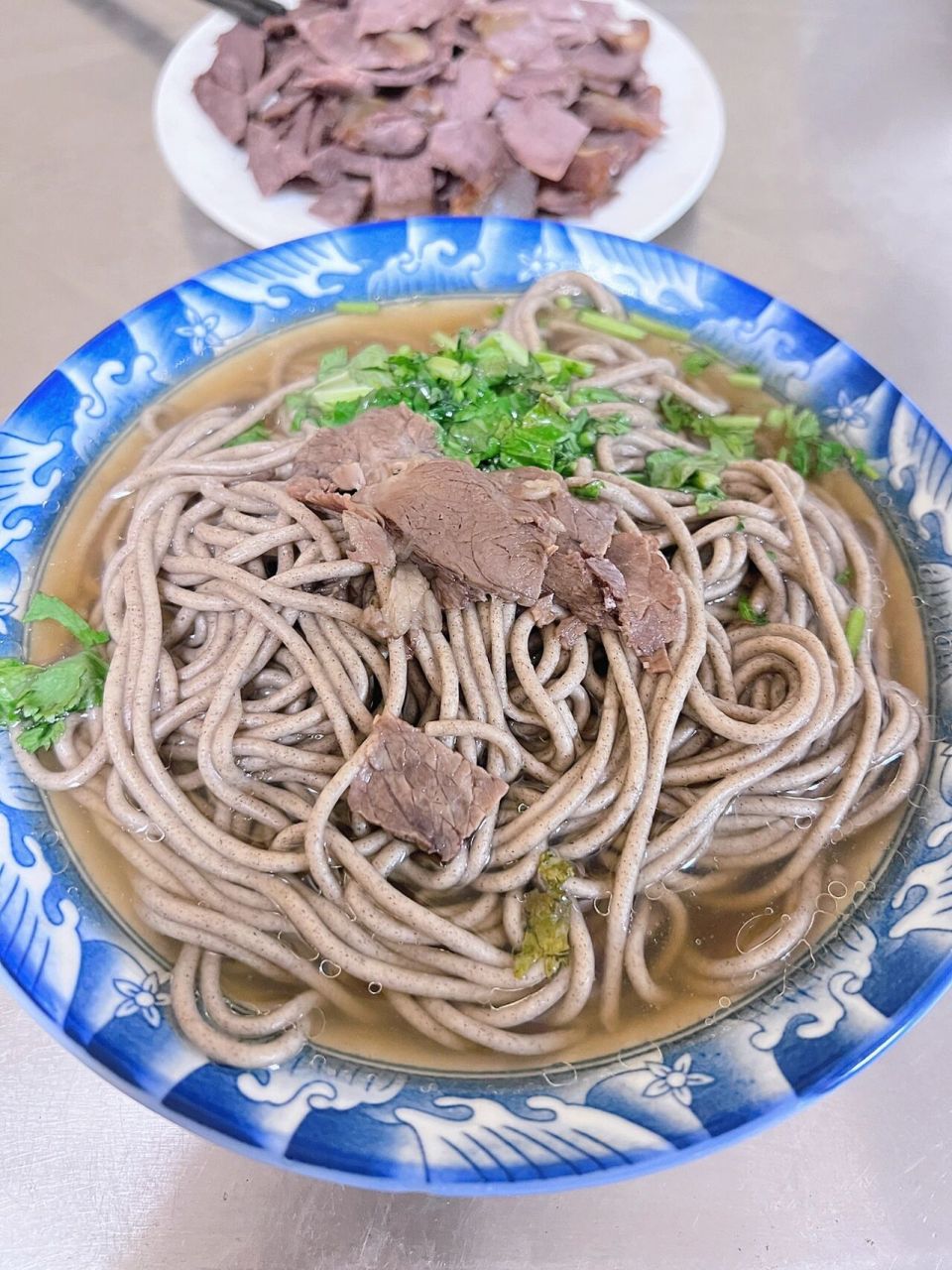 饸烙面的照片图片