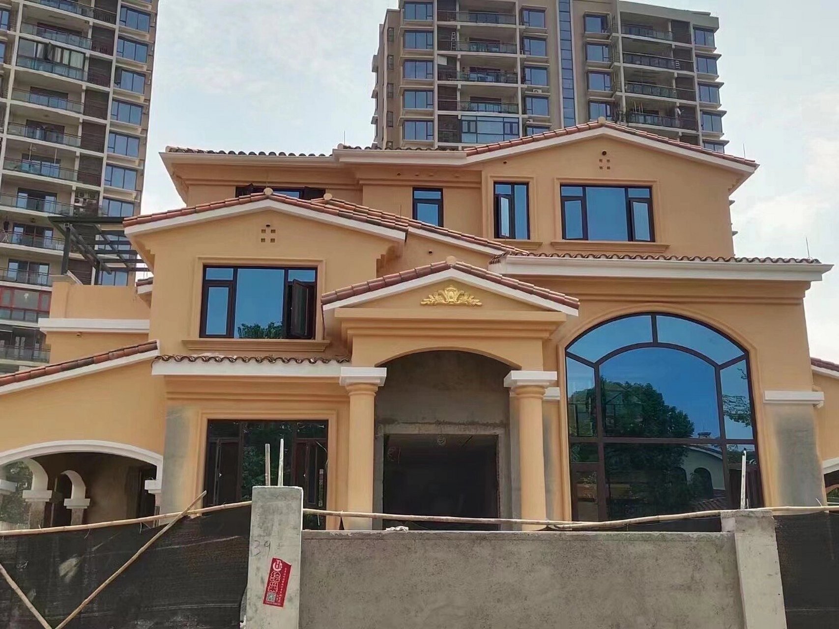 宝子们,你们想要的别墅门窗效果图来啦!