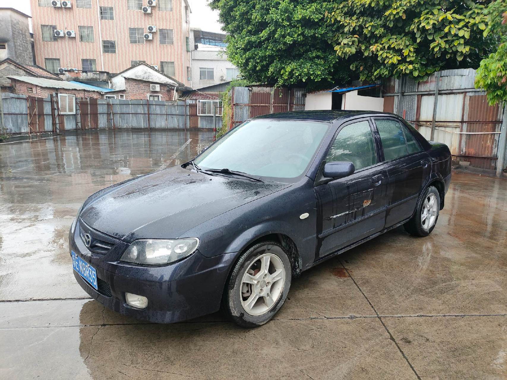 8排量马自达323.老客户置换下来的马自达323自动挡 1.