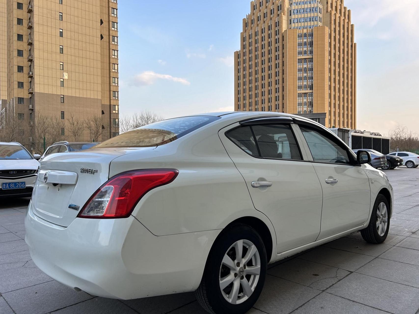 开不坏的尼桑阳光.