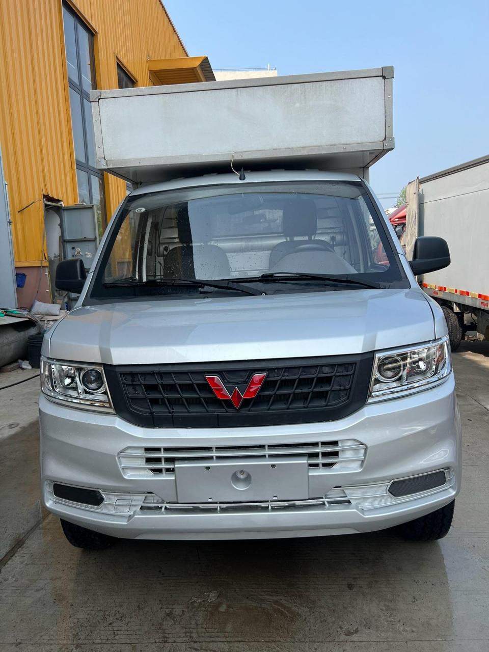 刚到22年国六五菱荣光新卡厢货