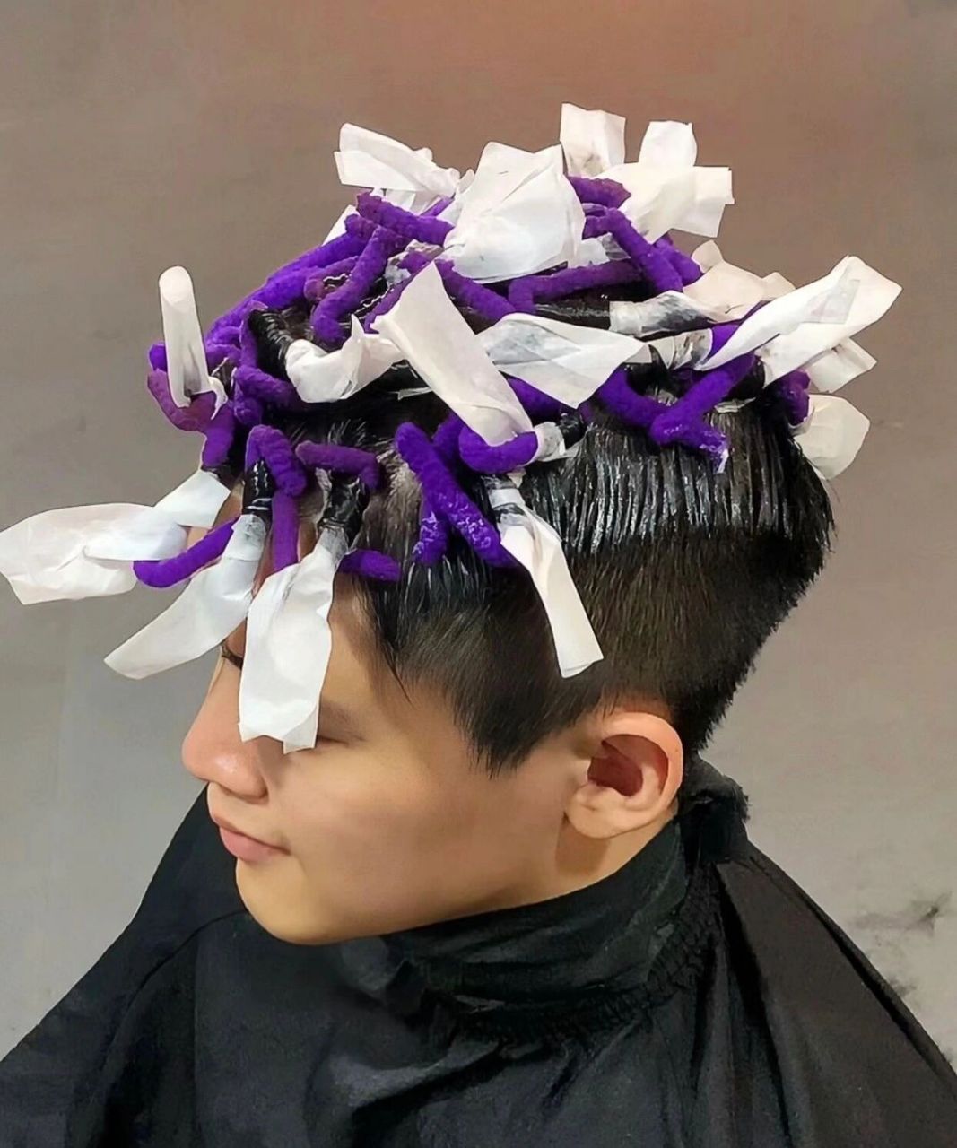 2023最帅的男士烫发束状纹理烫了颜值超高 2023男生流行发型"束状纹理