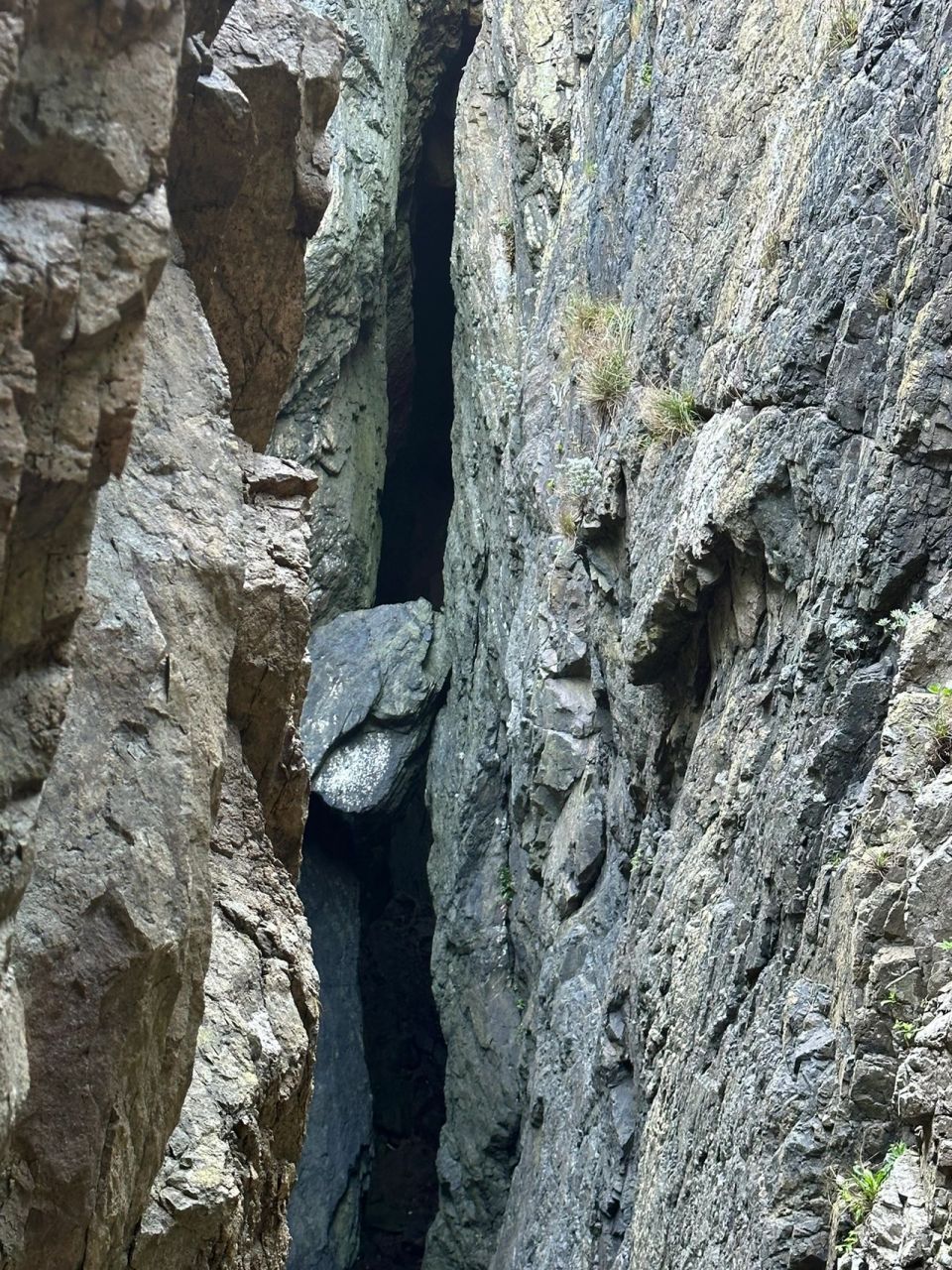 普陀山 梵音洞第四次来,终于看到白衣观音像 年少时与父母,青年时与