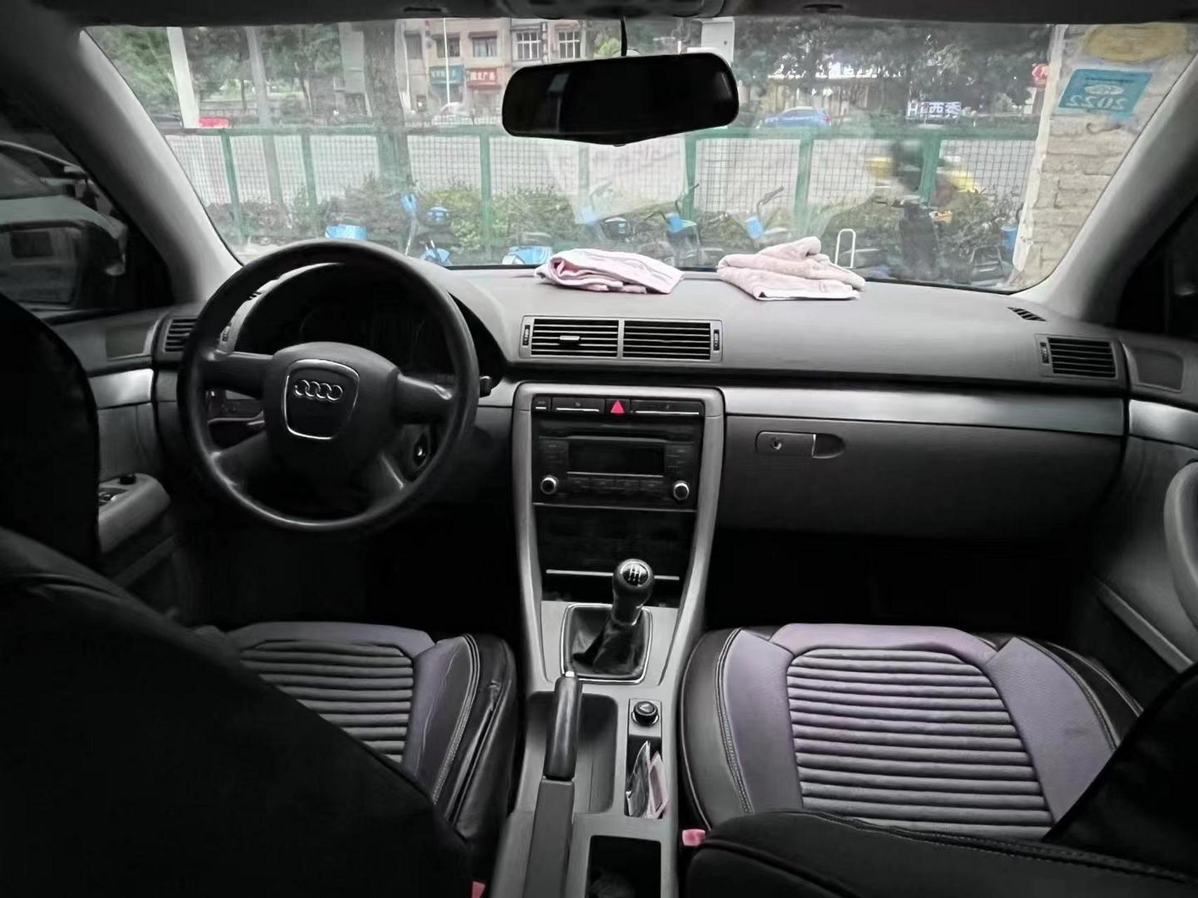08年精品无事故奥迪a4手动挡,只要1180就能开回家