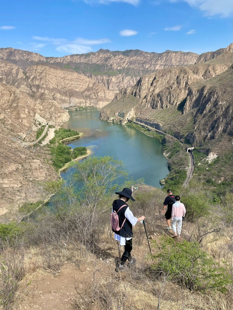 北京周边|珍珠湖徒步攻略 珍珠湖位于北京门头沟区,是兴建永定河珠窝