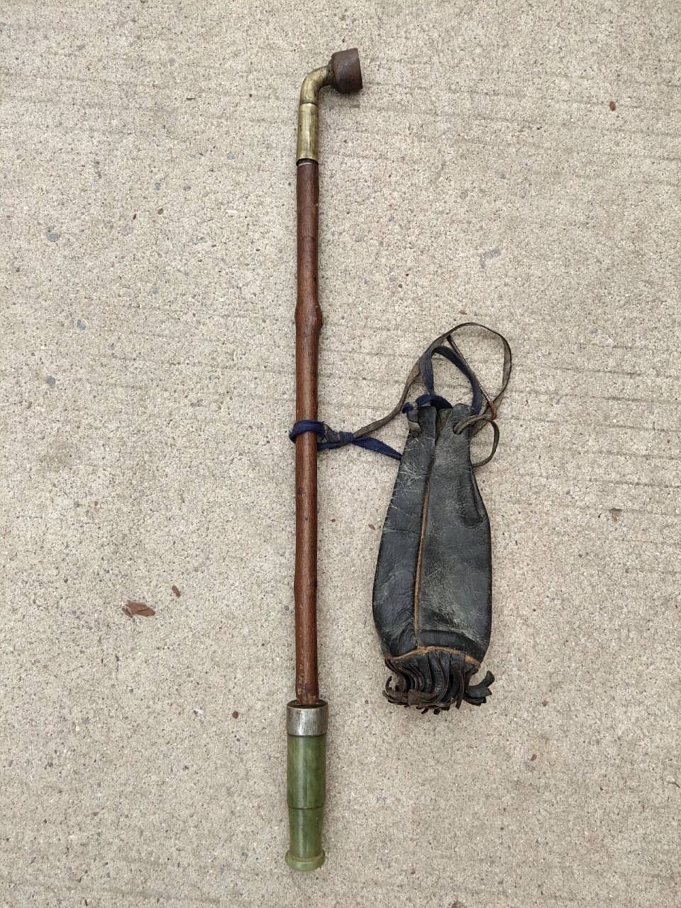 儿时的记忆,大烟袋. 回想起来,二十多年了,时间真不禁过.