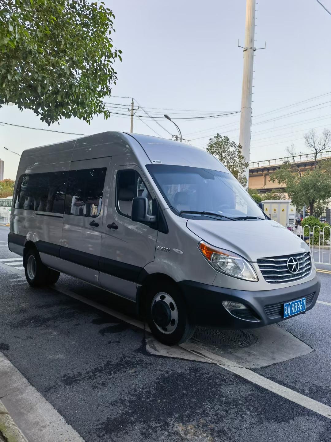 大三窗,江淮星锐六系627a到店!2.74t康明斯柴油,六座,内空三米六!