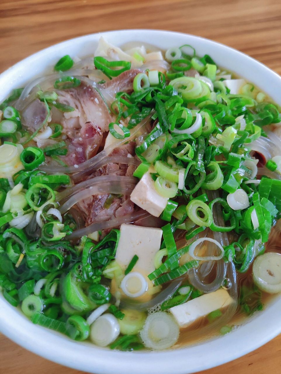 宝鸡特色美食大肉泡,正宗还得去千阳      在西北提起泡馍首先想到的