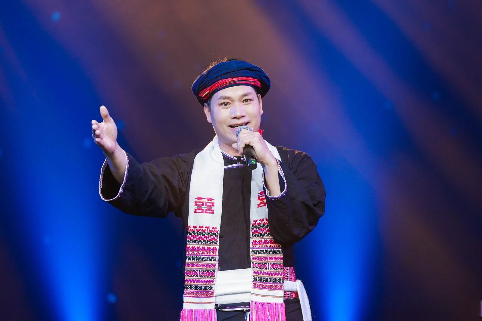 琼中旅文局代表队展现卓越风采.#琼中##文艺会演