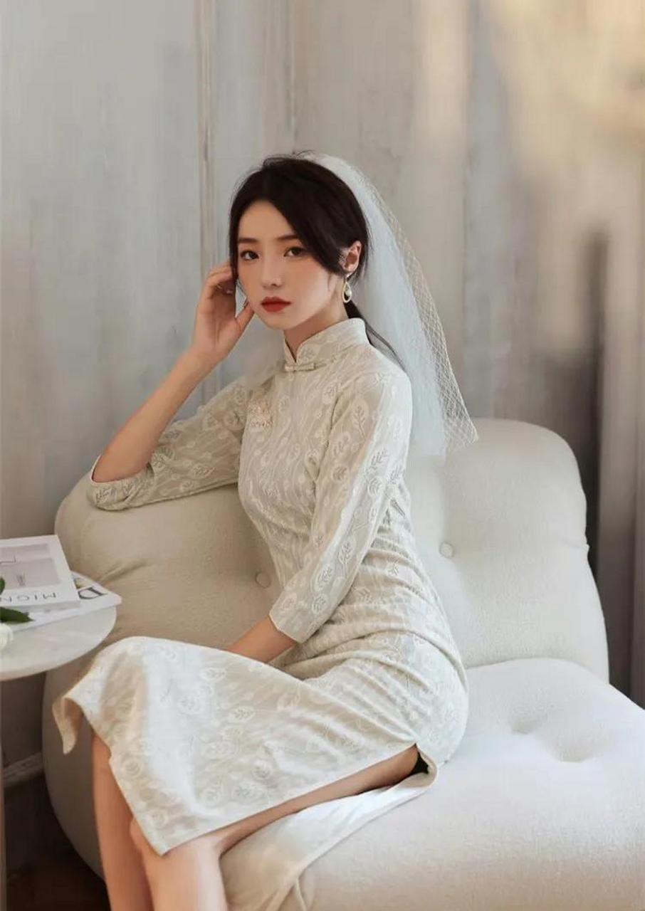 lo.guleya | 高开改良版少女旗袍,蕾丝年轻款长袖长款,性感复古连衣裙