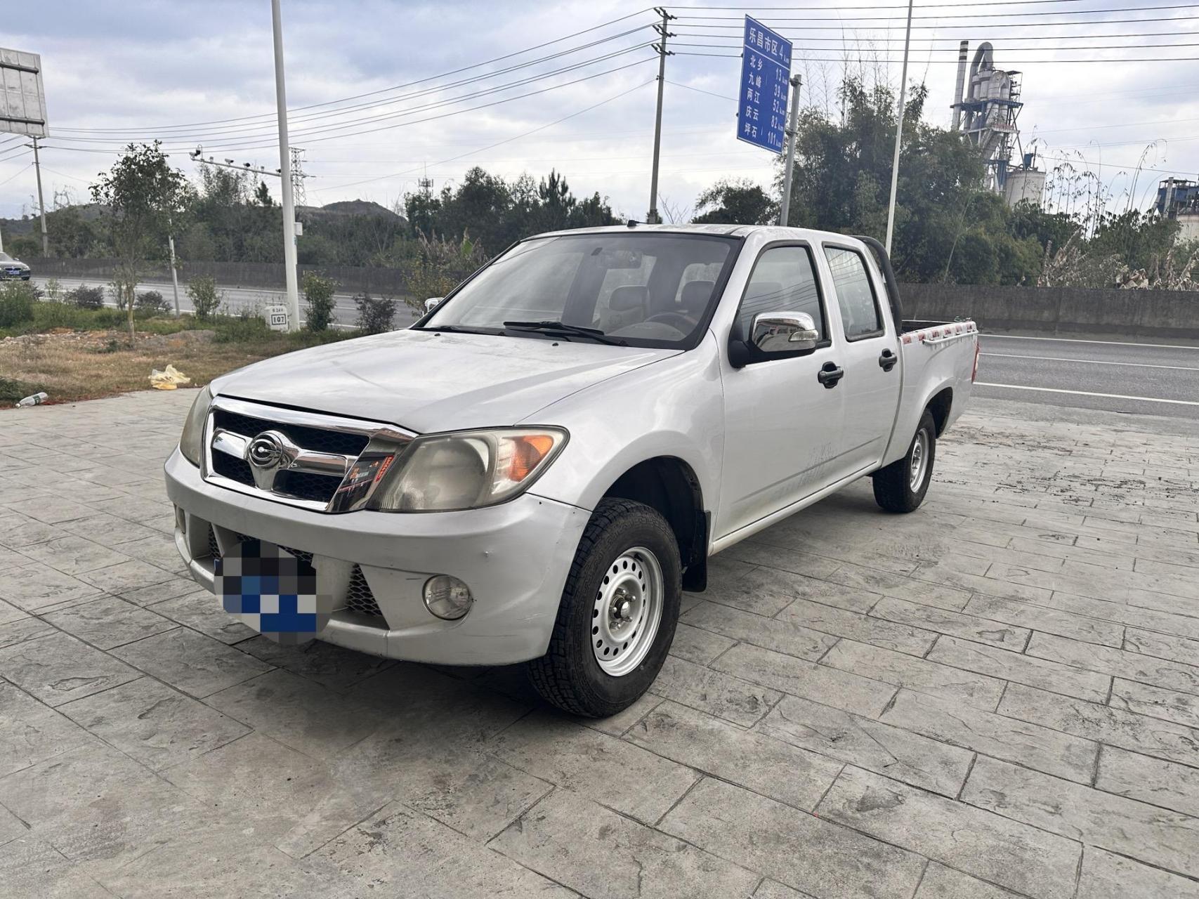 13年广汽吉奥皮卡  2.8t柴油版   车厢1.