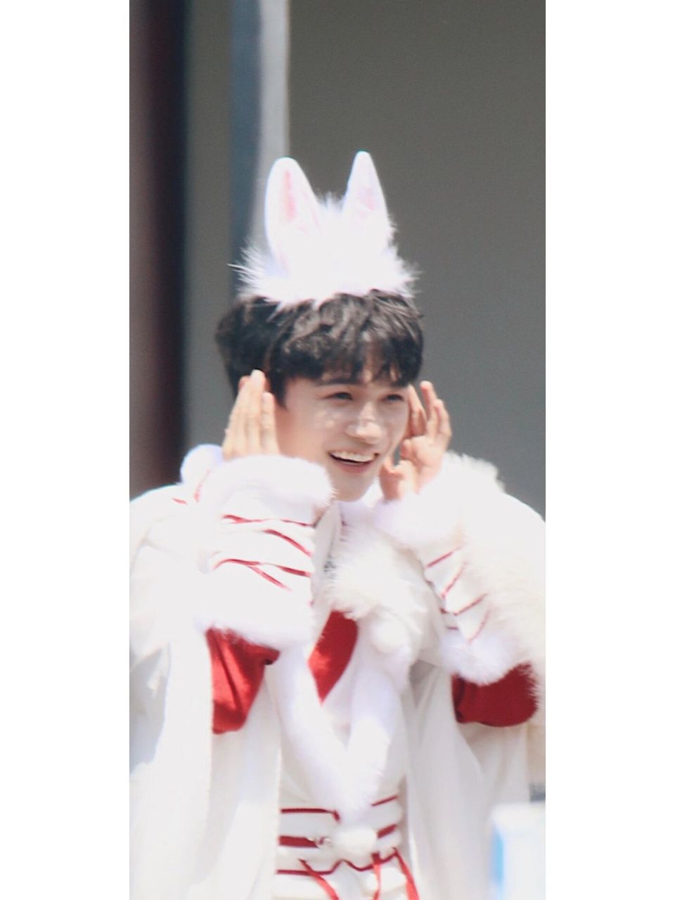 周深壁纸315662156661566可爱软萌小兔子深深 #卡布叻