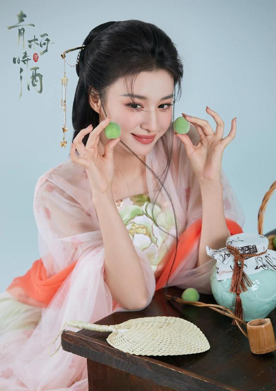 新鲜出炉的王楚然写真美照[鼓掌]