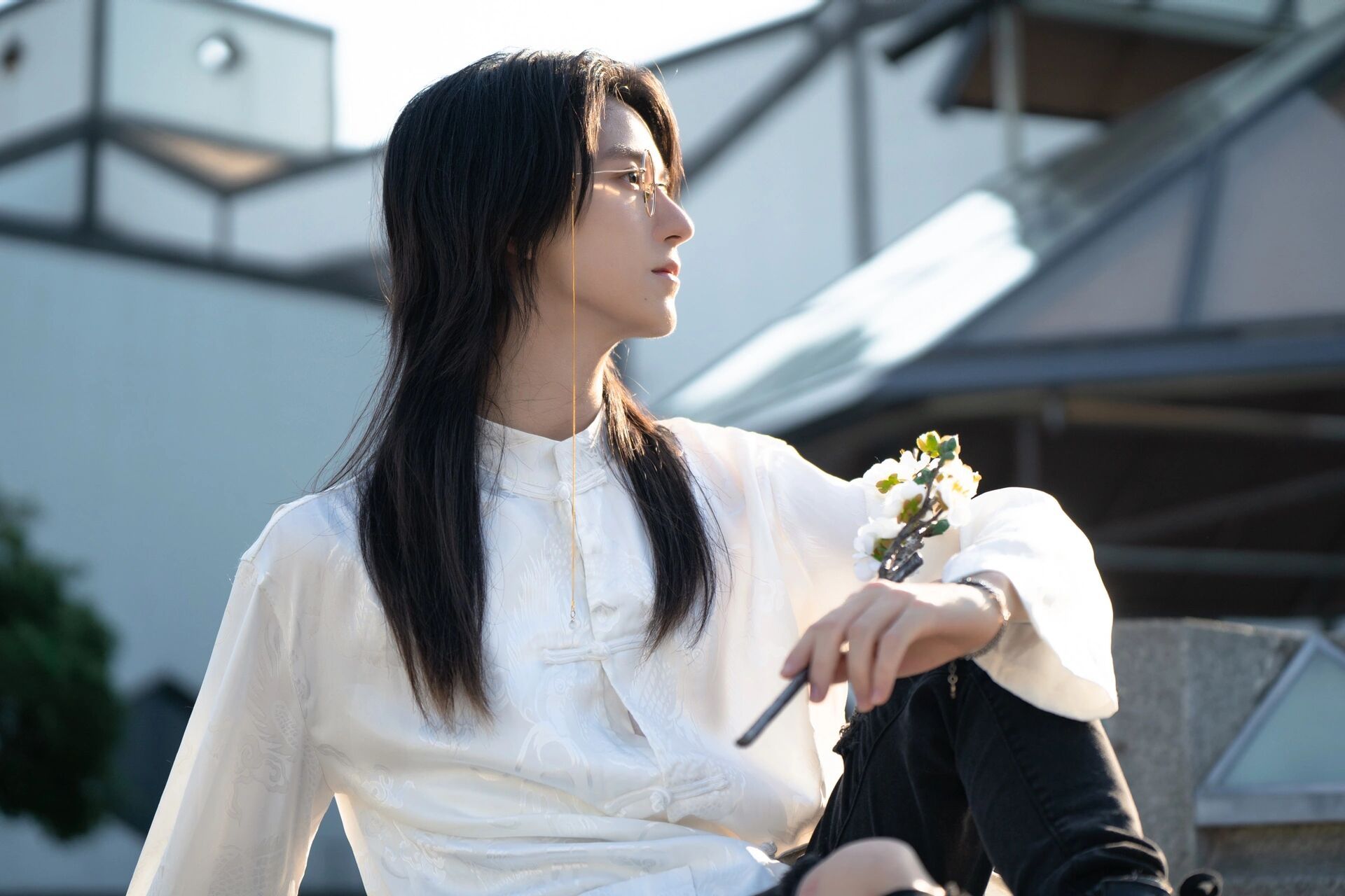 画里走出来的国风长发少年|新中式 前段时间的苏州之旅尝试了一下新