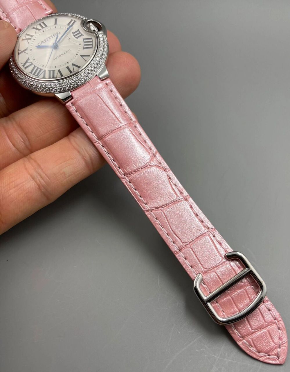 cartier卡地亚蓝气球系列女士腕表 卡地亚蓝气球系列女装腕表:we