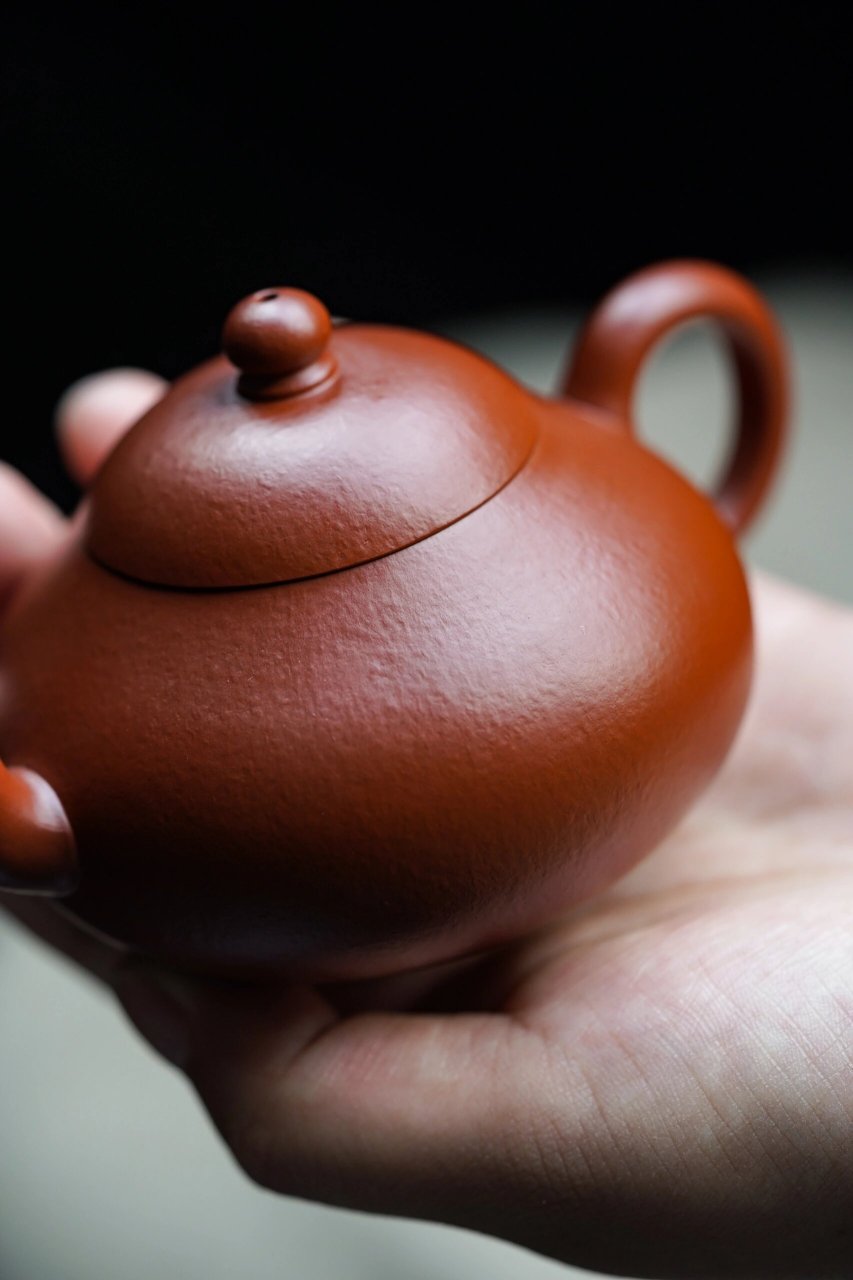 这把矮梨紫砂壶就两个字,气质!