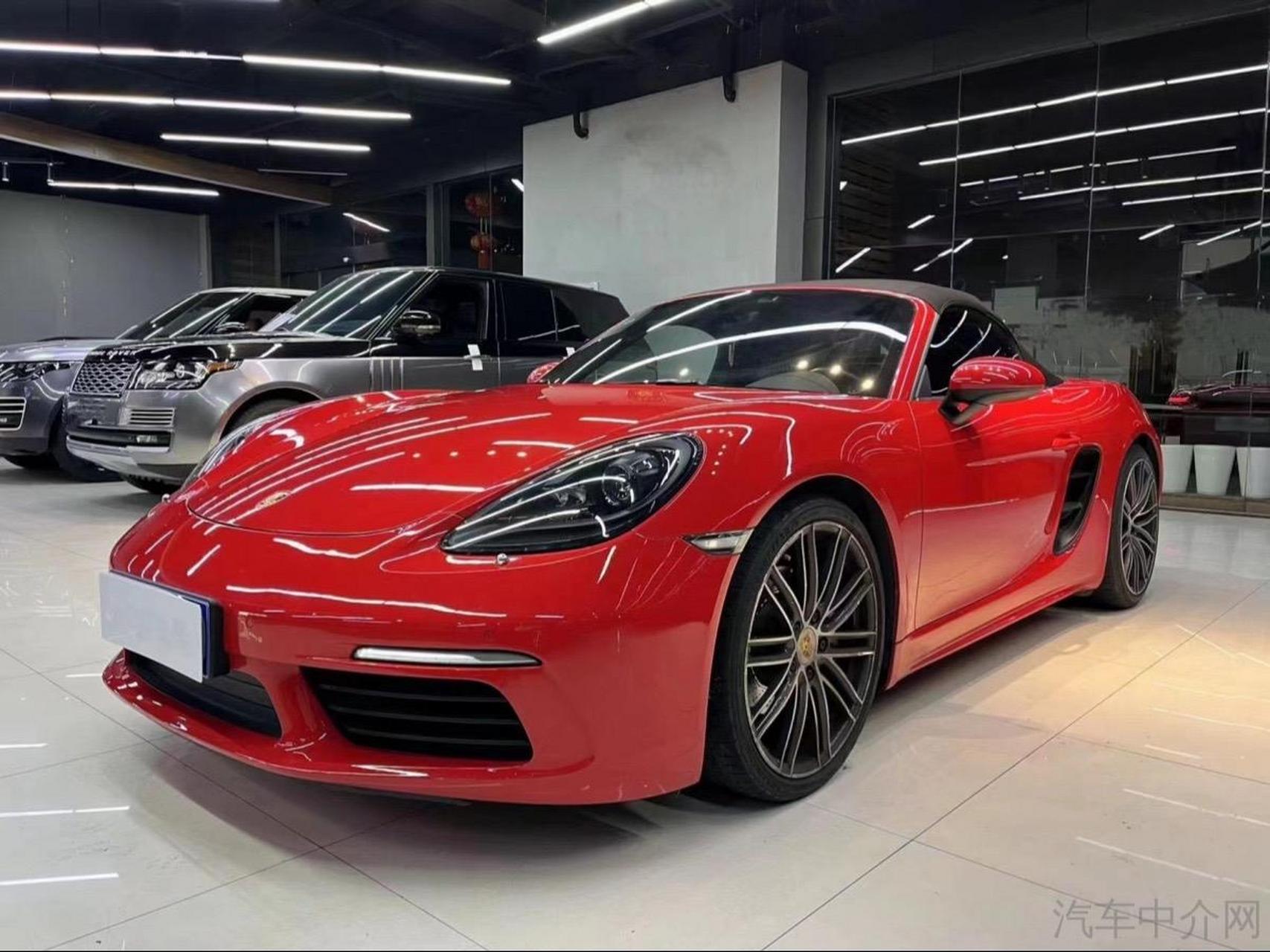 0t 变速器:自动挡 表显里程:7万公里 车况说明: 保时捷718 boxter 2.