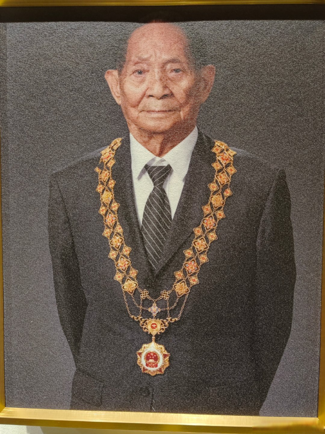 可见,种业的重要性,我刚拍了一部关于种业的相关影