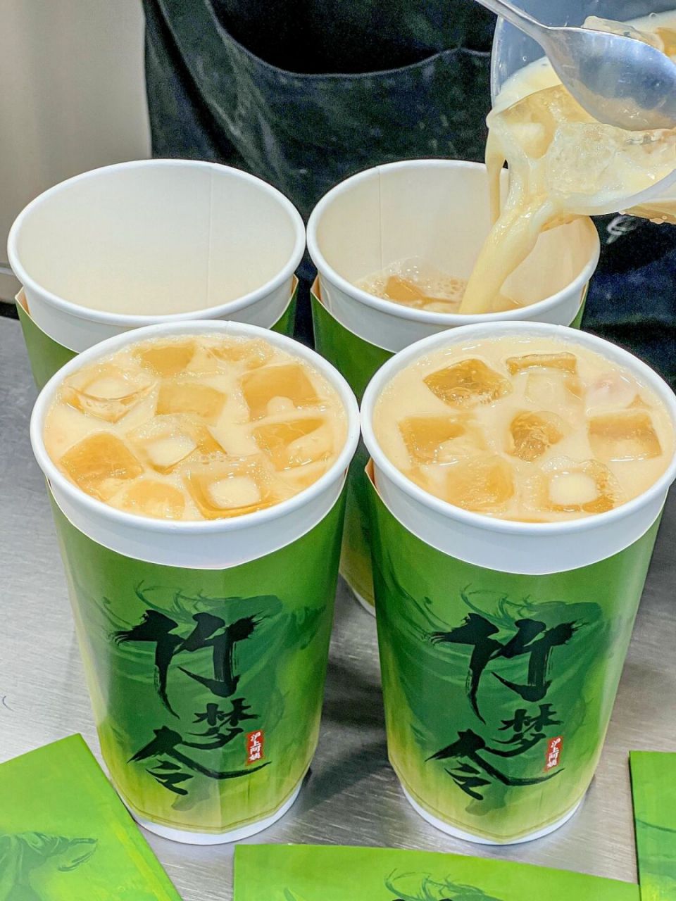 貌似婶子在玩一种蛮新的国风 97沪上阿姨竹梦令97绿油油的好好喝